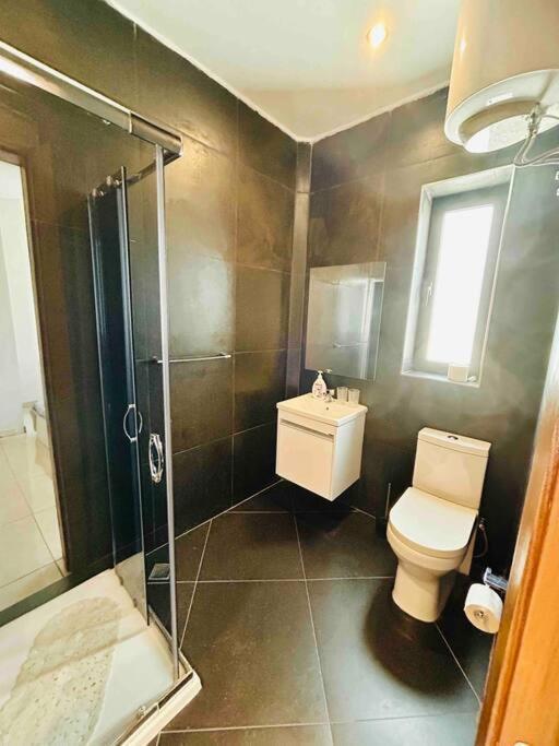 Duplex Whiskey Home 200M Away From The Sea And The Square Сейнт Полс Бей Екстериор снимка