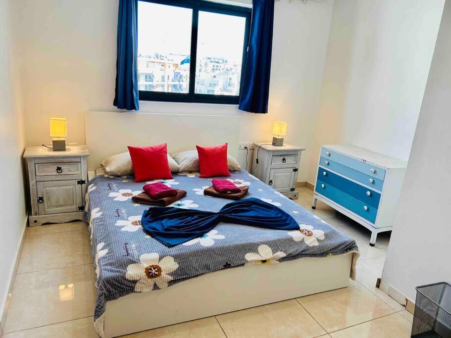 Duplex Whiskey Home 200M Away From The Sea And The Square Сейнт Полс Бей Екстериор снимка